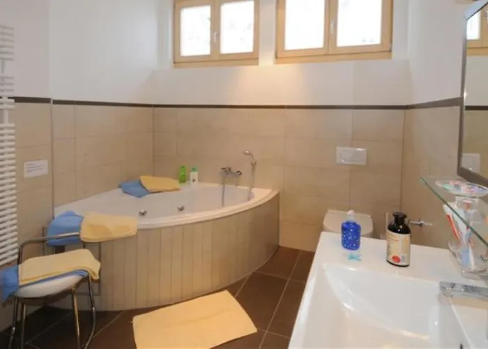 Apartment Chasa Seraina *