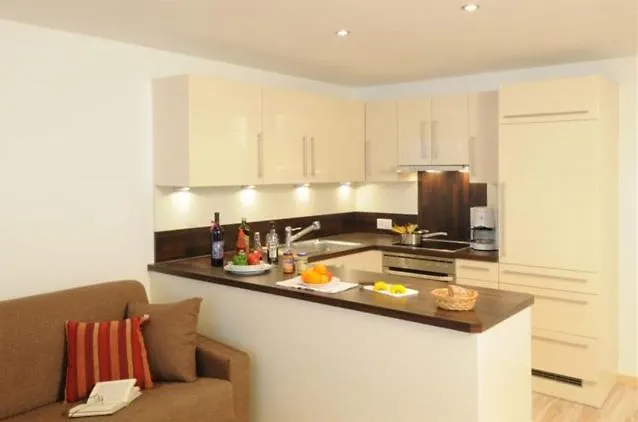 Apartment Chasa Seraina *